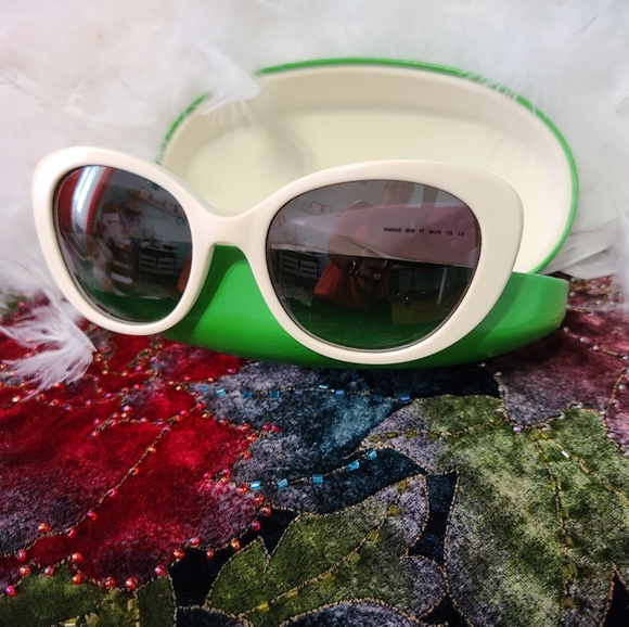 kate spade Accessories - NWOT Kate Spade Sherrie Sunglasses.